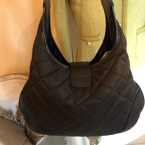 Burberry Brook Hobo Quilted Handbag - Picture 4 of 7